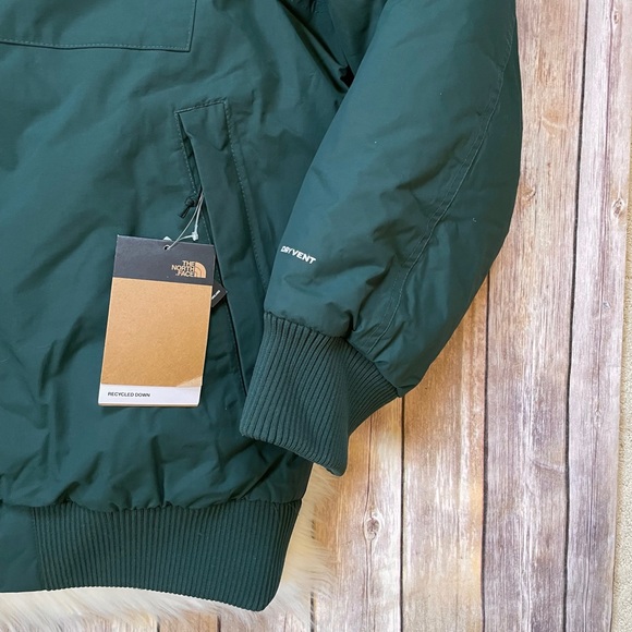 The North Face Men’s McMurdo Bomber Jacket In Ponderosa Green - Picture 4 of 9